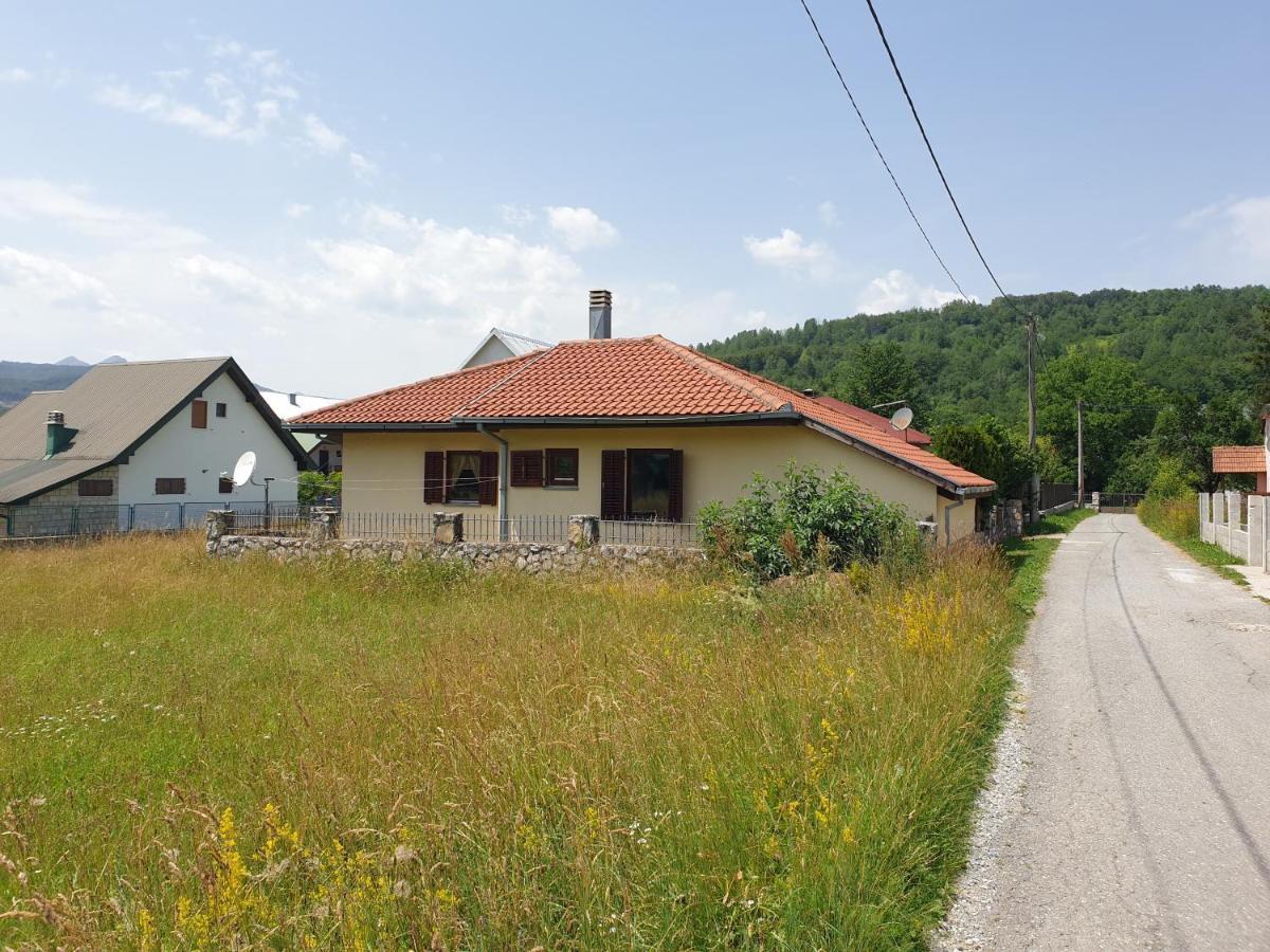 Home Vlahovic Kolašin Exteriör bild